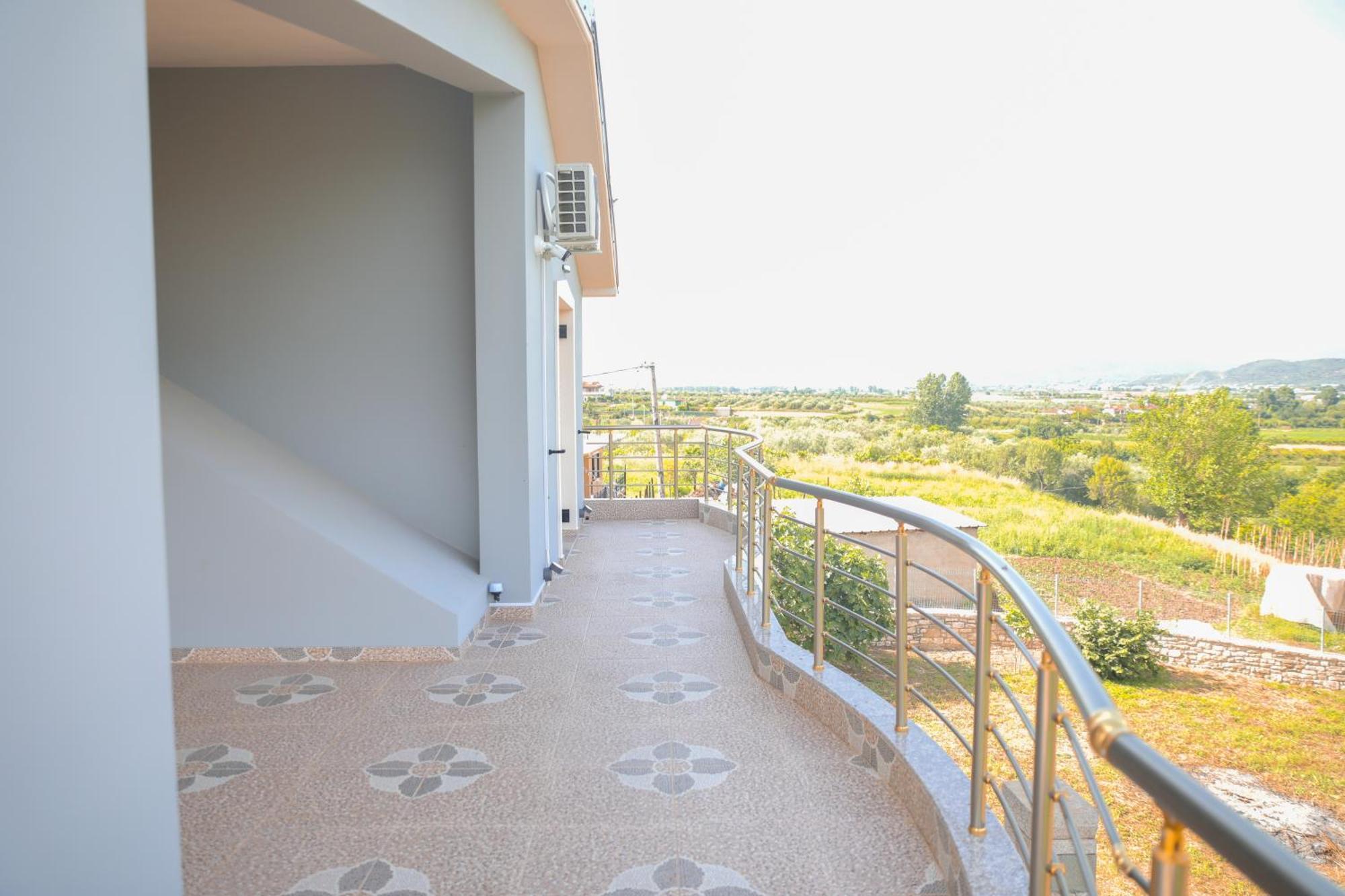 Amla'S Villa Berat Extérieur photo